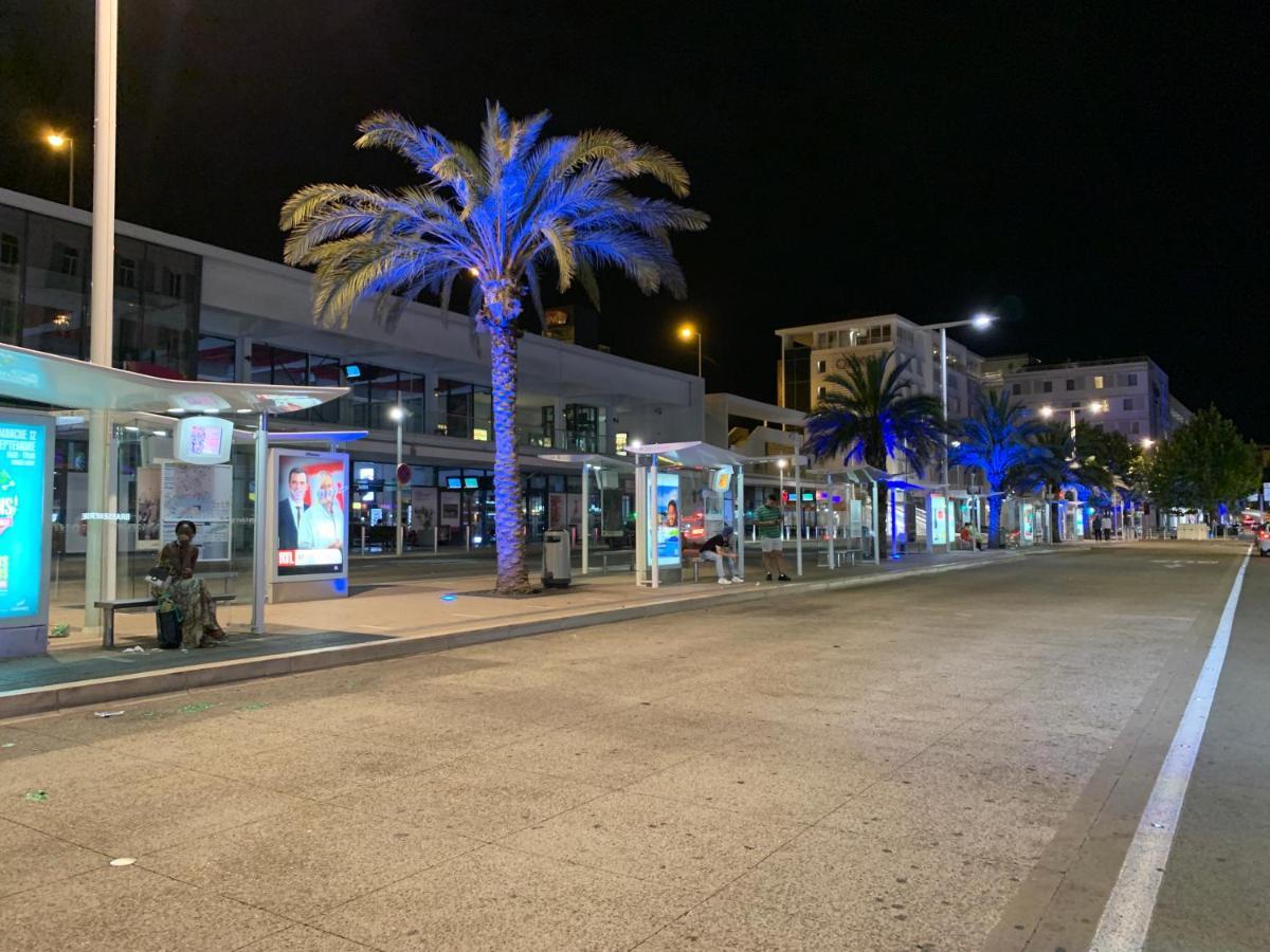 Village Croisette Cannes Buitenkant foto